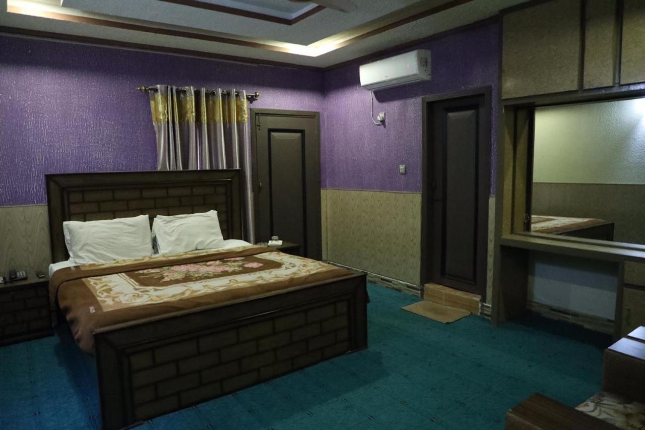 Manama Hotel Ijp Ραβαλπίντι Εξωτερικό φωτογραφία