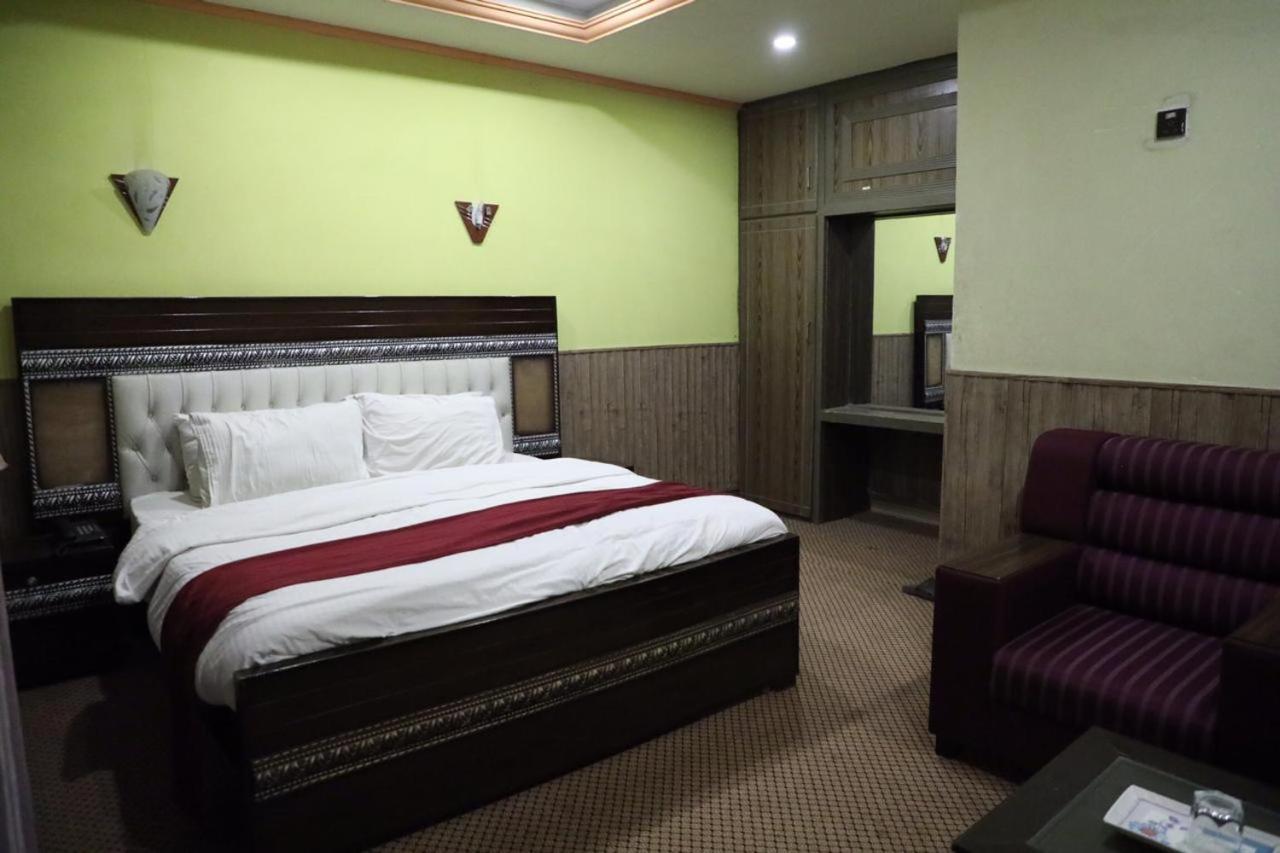 Manama Hotel Ijp Ραβαλπίντι Εξωτερικό φωτογραφία
